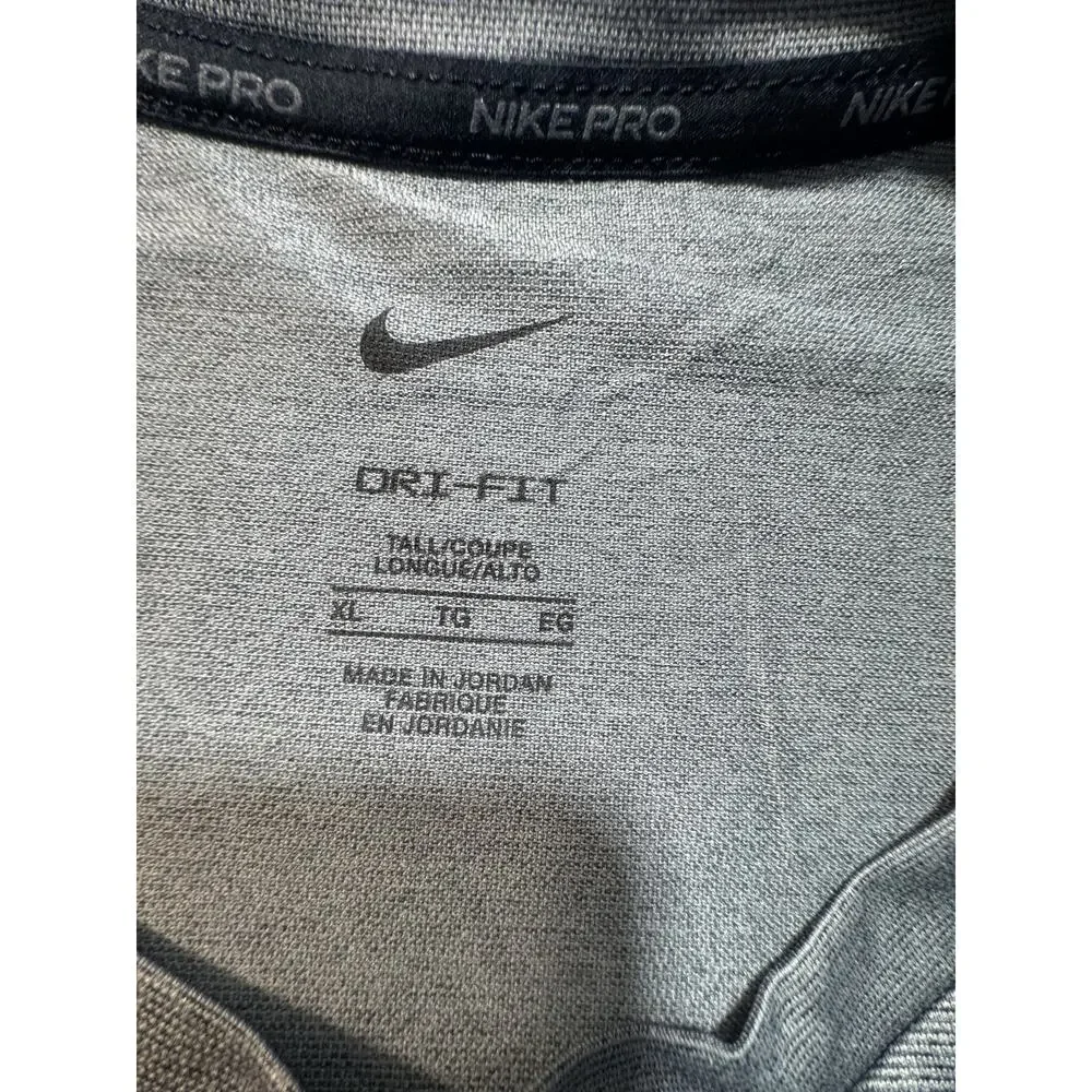 Nike  Dri-FIT  Men T-Shirt Sz XL‎ Gray Brand New